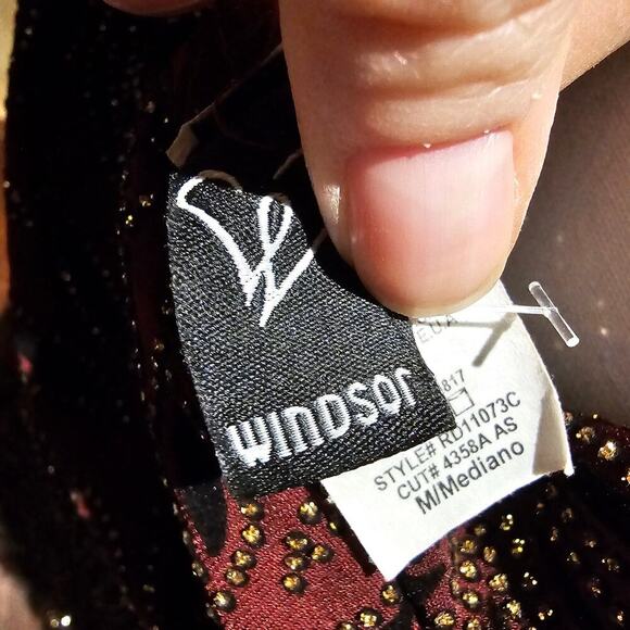 Windsor Burgundy Velvet Jeweled Mini Dress M Cowl Back  Bodycon Holiday Party - Picture 9 of 13